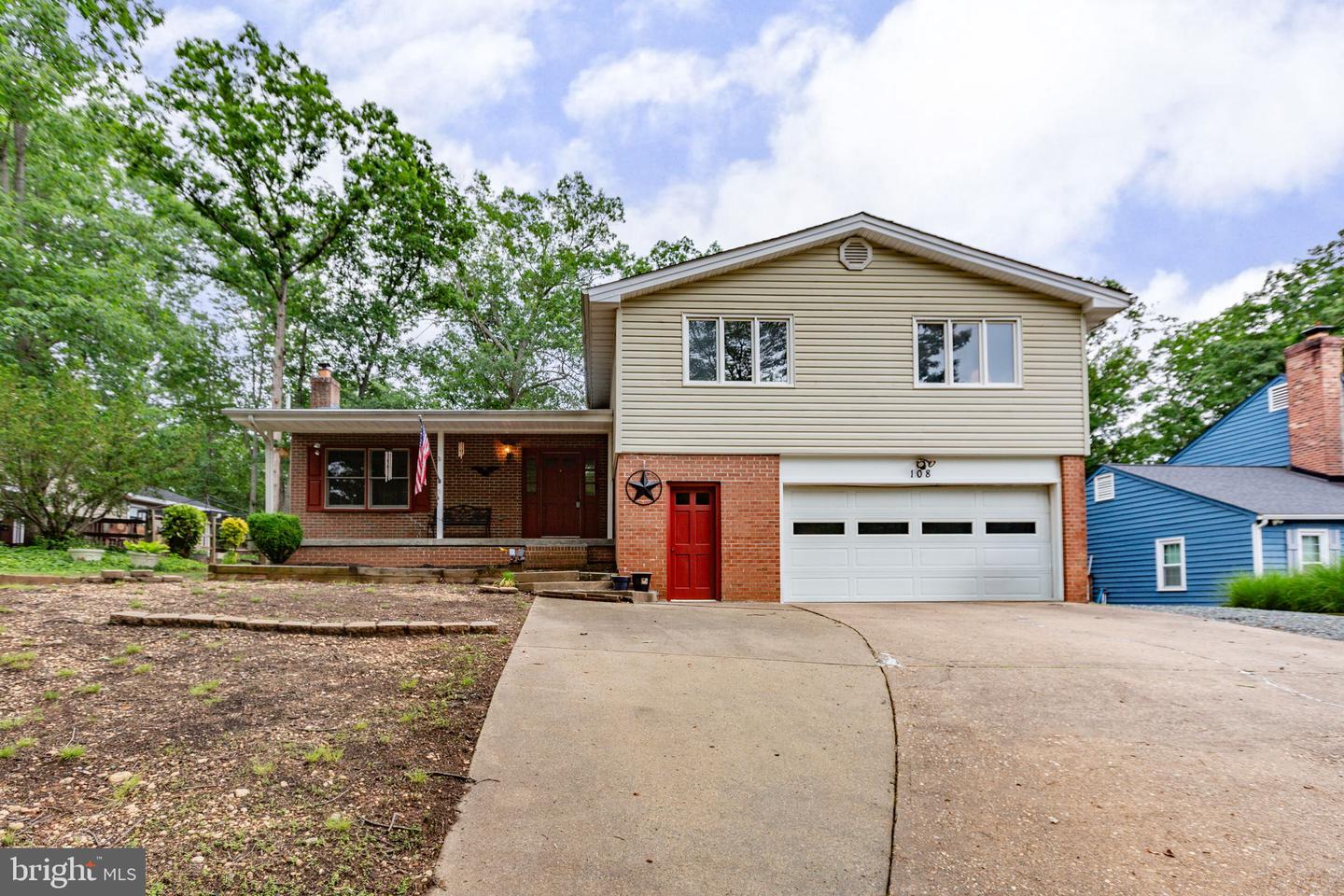 108 Pinta Cove