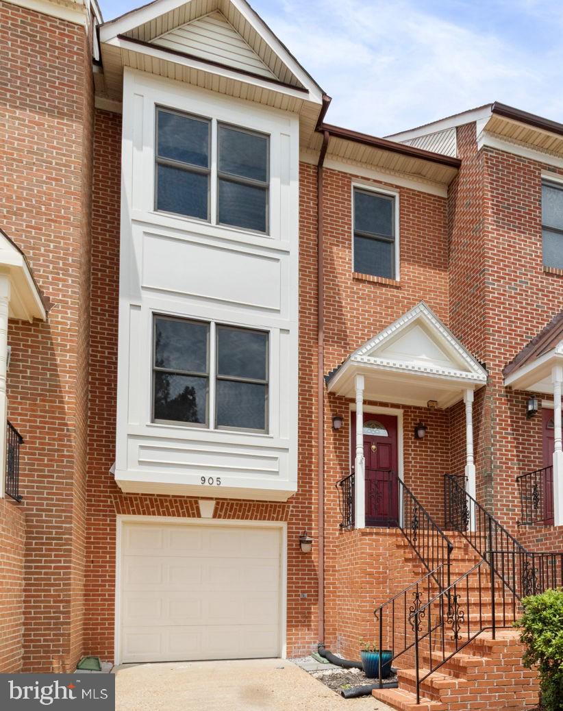 905 Shaw Court