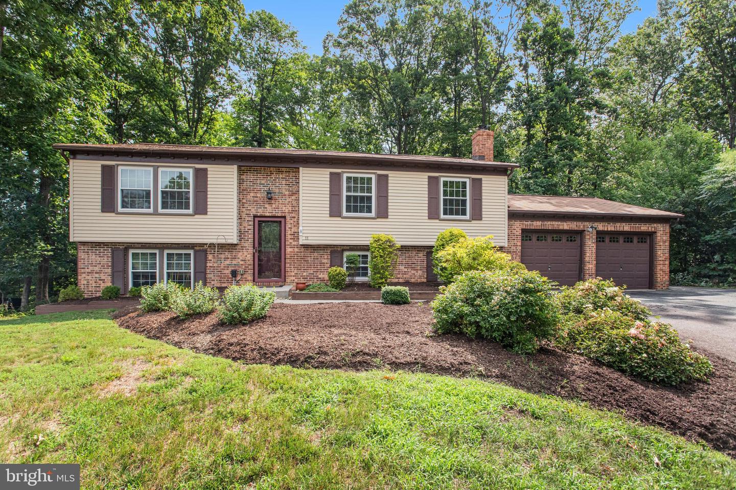 11 Pinecrest Court
