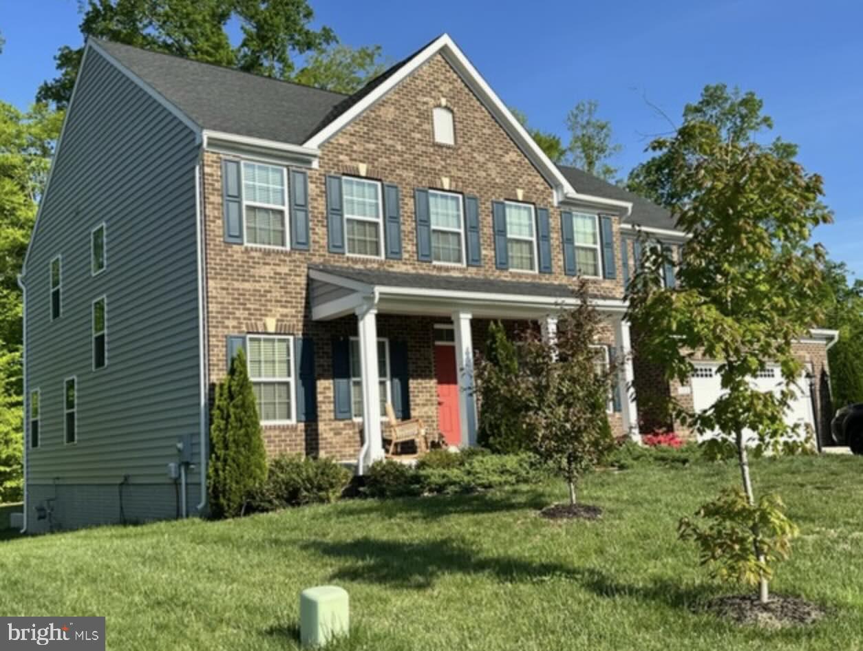 102 Elmsley Lane