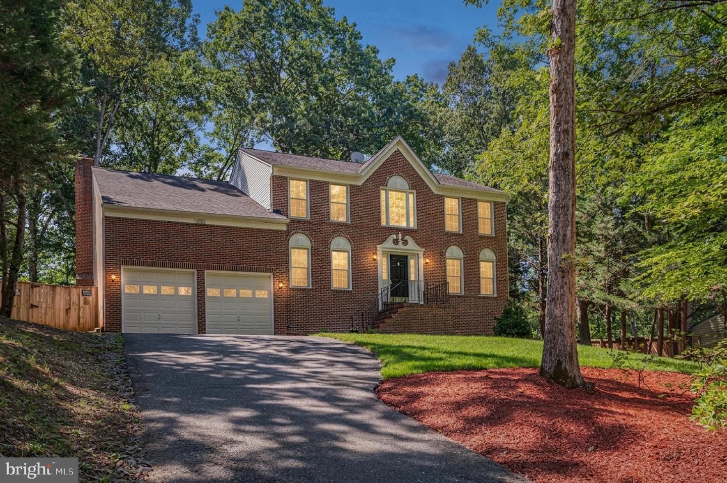 2011 Victoria Drive