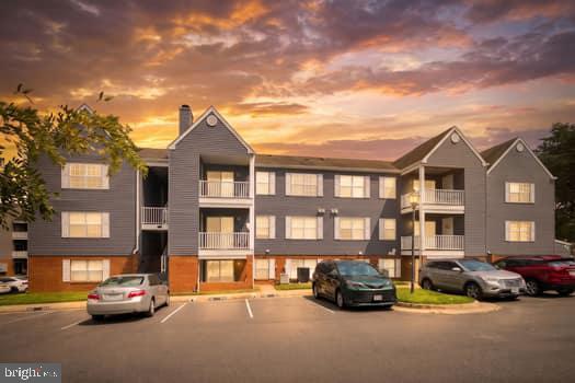 200 Dover Place #102
