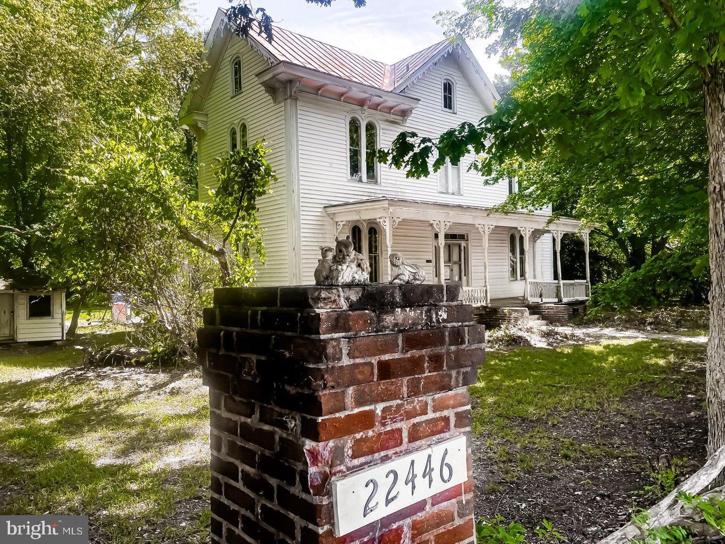 22446 E Depot St, Newsoms