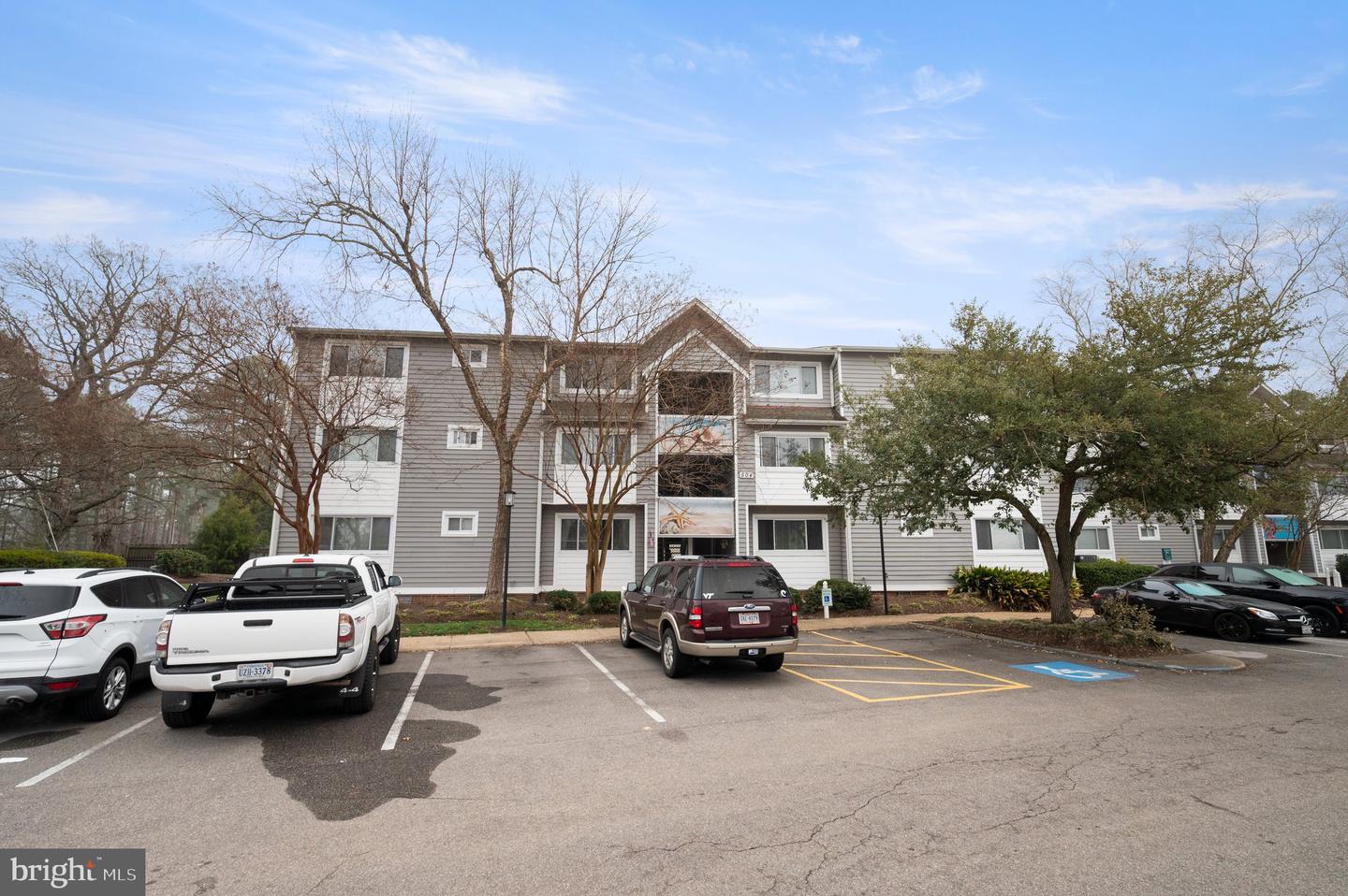 504 Ocean Trace Arch #301, Virginia Beach