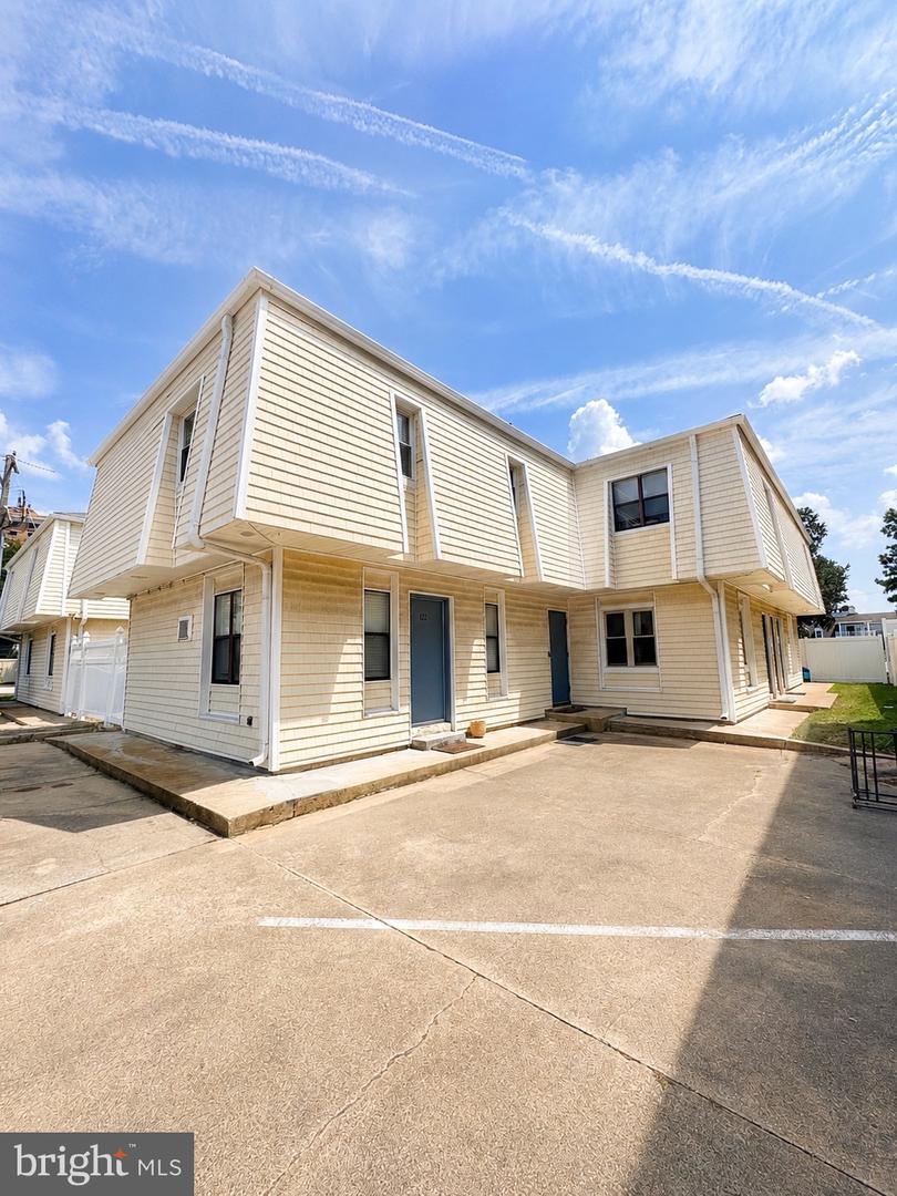 3149 Page Avenue #122