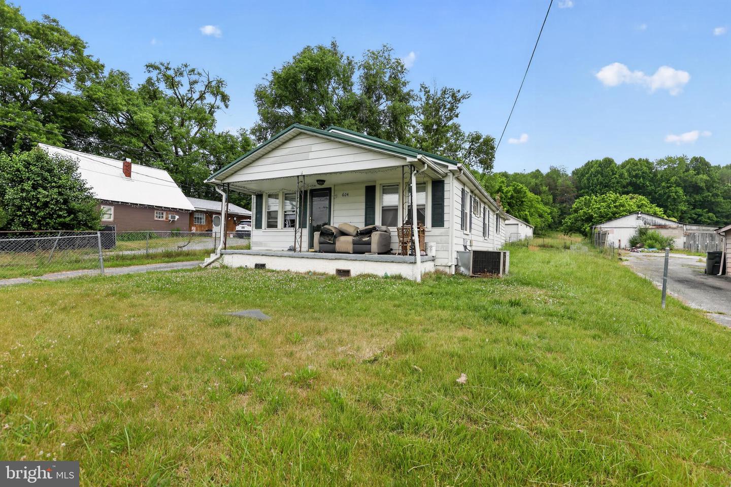 604 Shakesville Rd