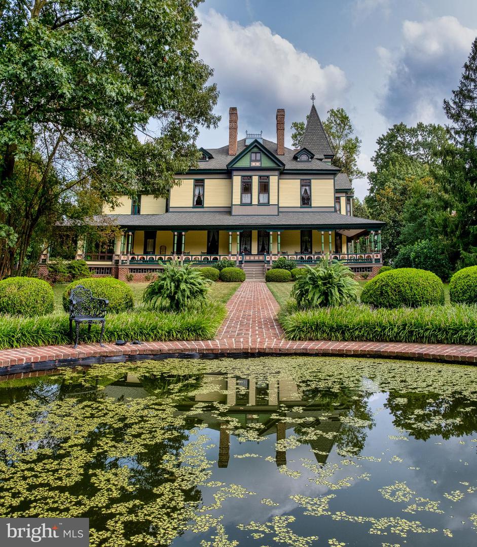 317 Coles Point Road, Hague