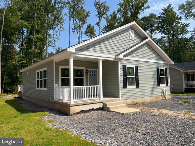 333 Azure Drive, Colonial Beach