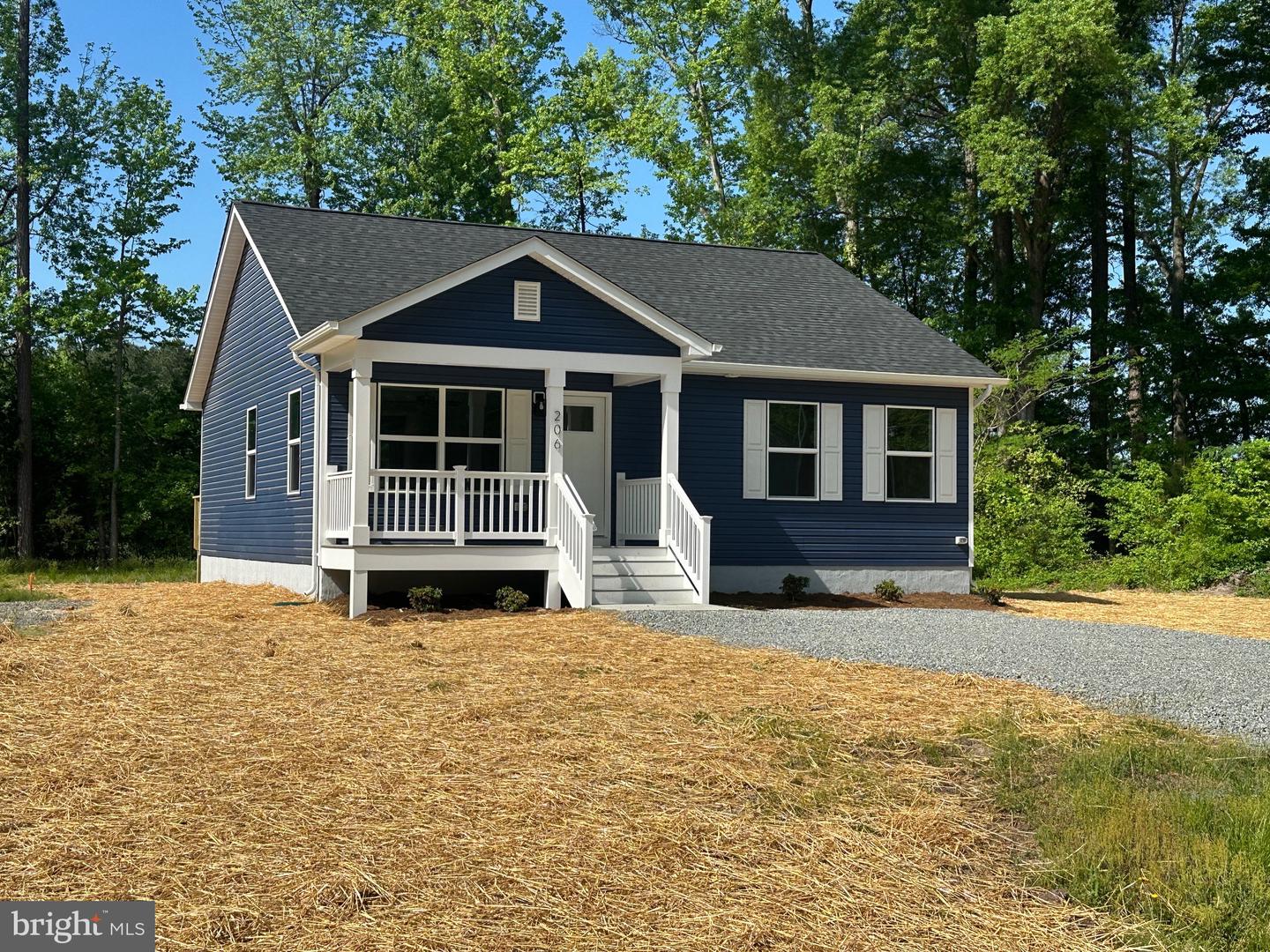 245 Azure Drive, Colonial Beach