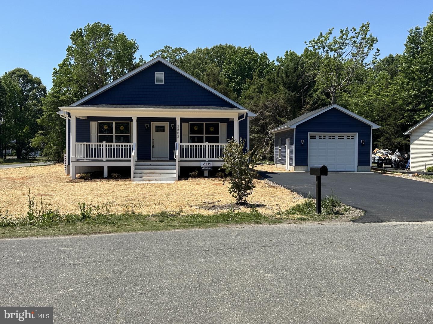 2802 Riverview Drive