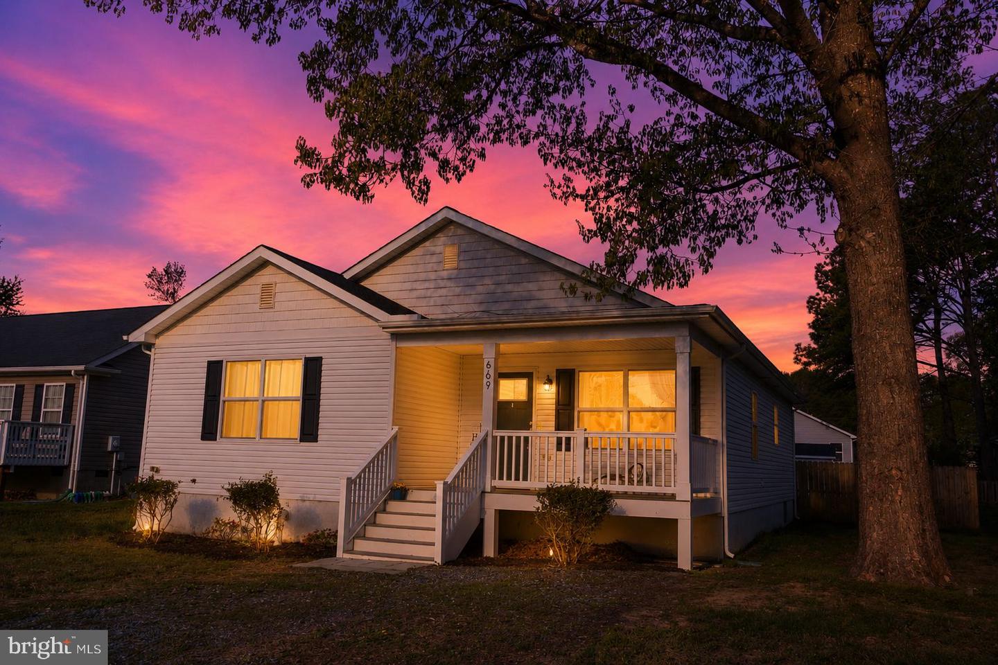 669 Lakeview Drive, Colonial Beach