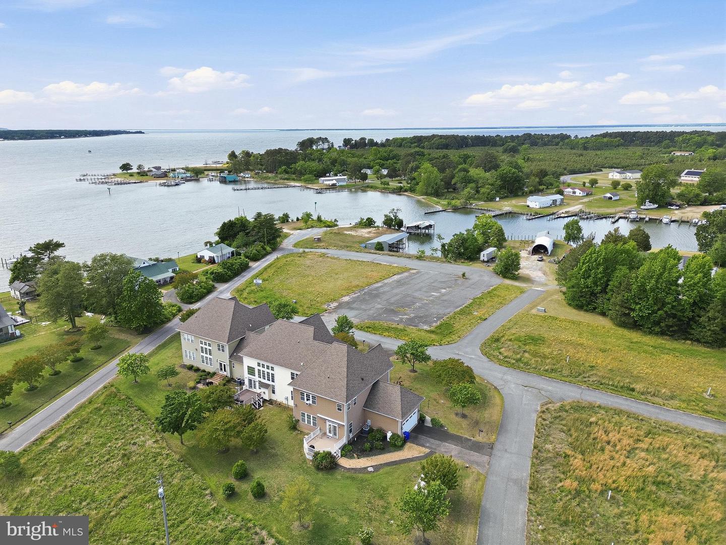40 Branson Cove