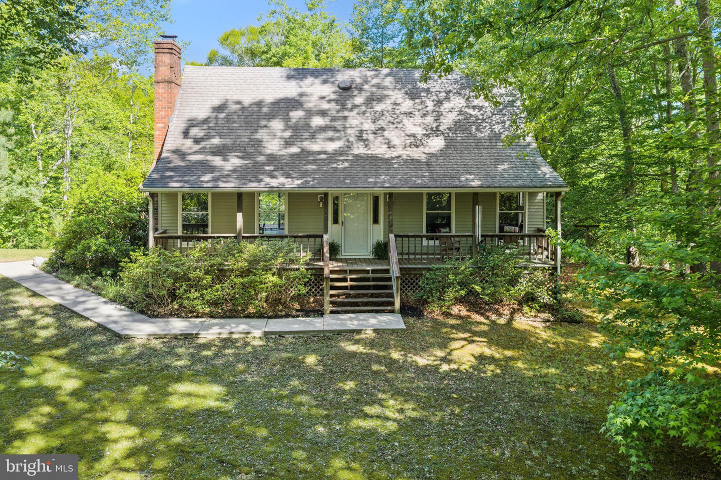 4631 Nomini Hall Road, Hague