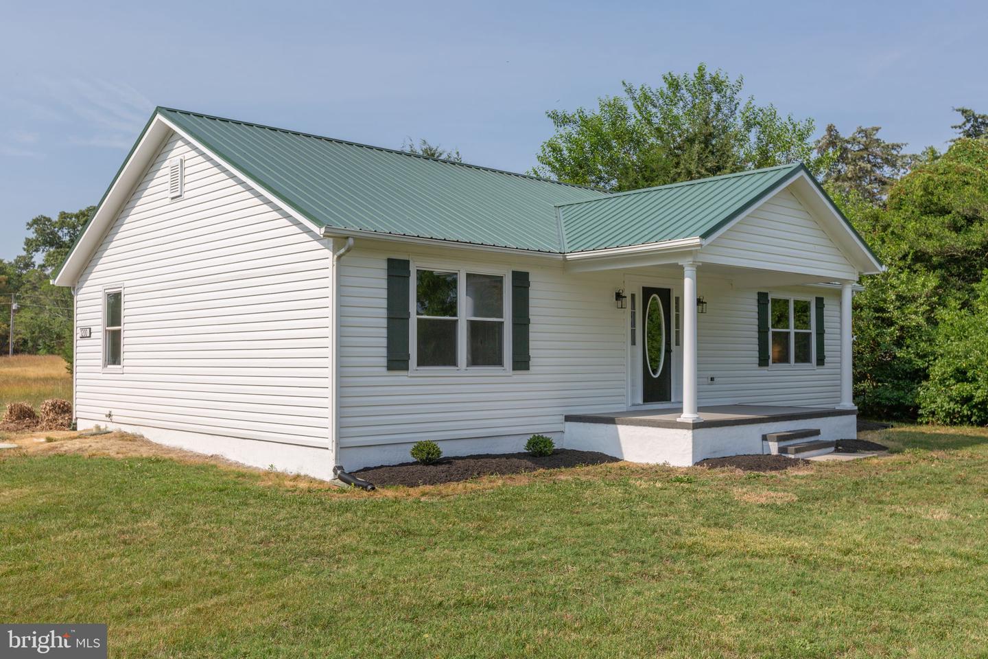 1200 S Glebe Road, Montross