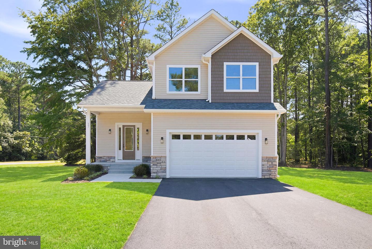 17 Anchorage Dr