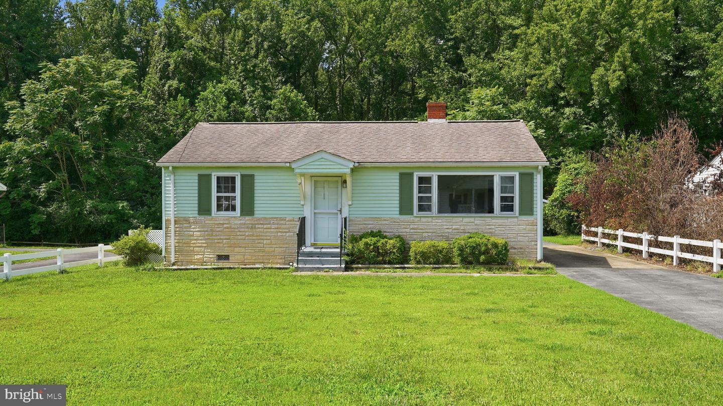 145 Carver Street