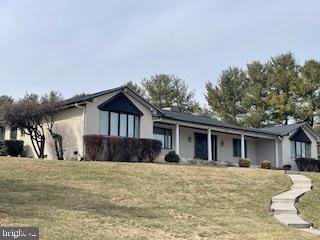 707 Kennedy Drive, Winchester