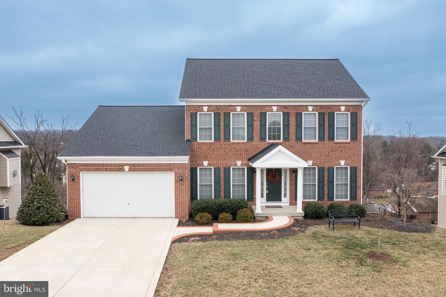 344 Linden Drive, Winchester