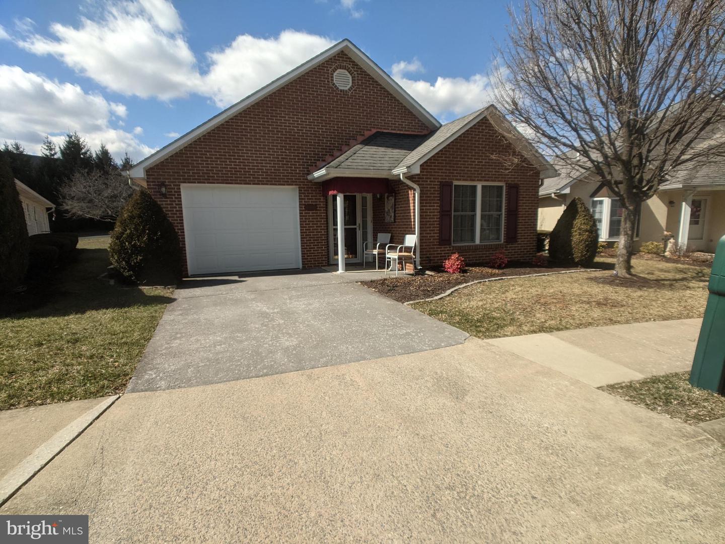 1839 Tilghman Lane, Winchester