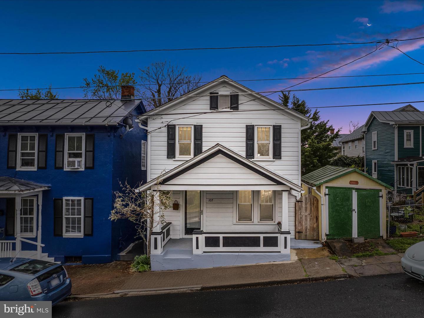 107 E Monmouth Street, Winchester
