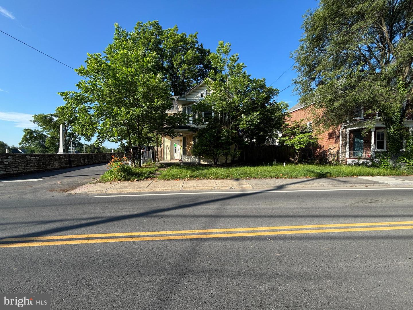 381 National Avenue, Winchester