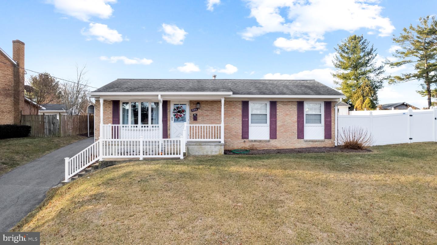 945 Allen Drive, Winchester
