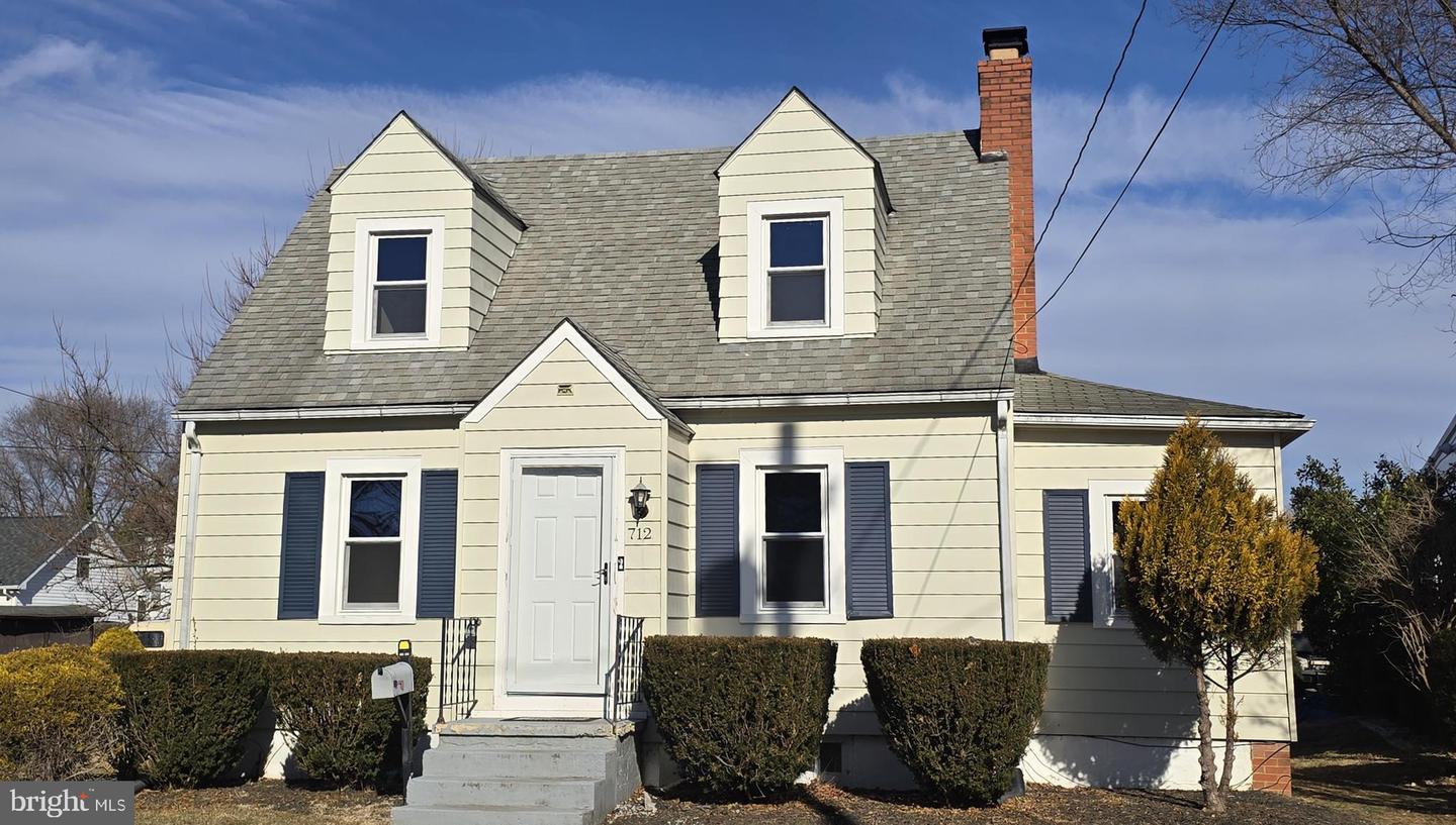 712 Frederick Avenue, Winchester