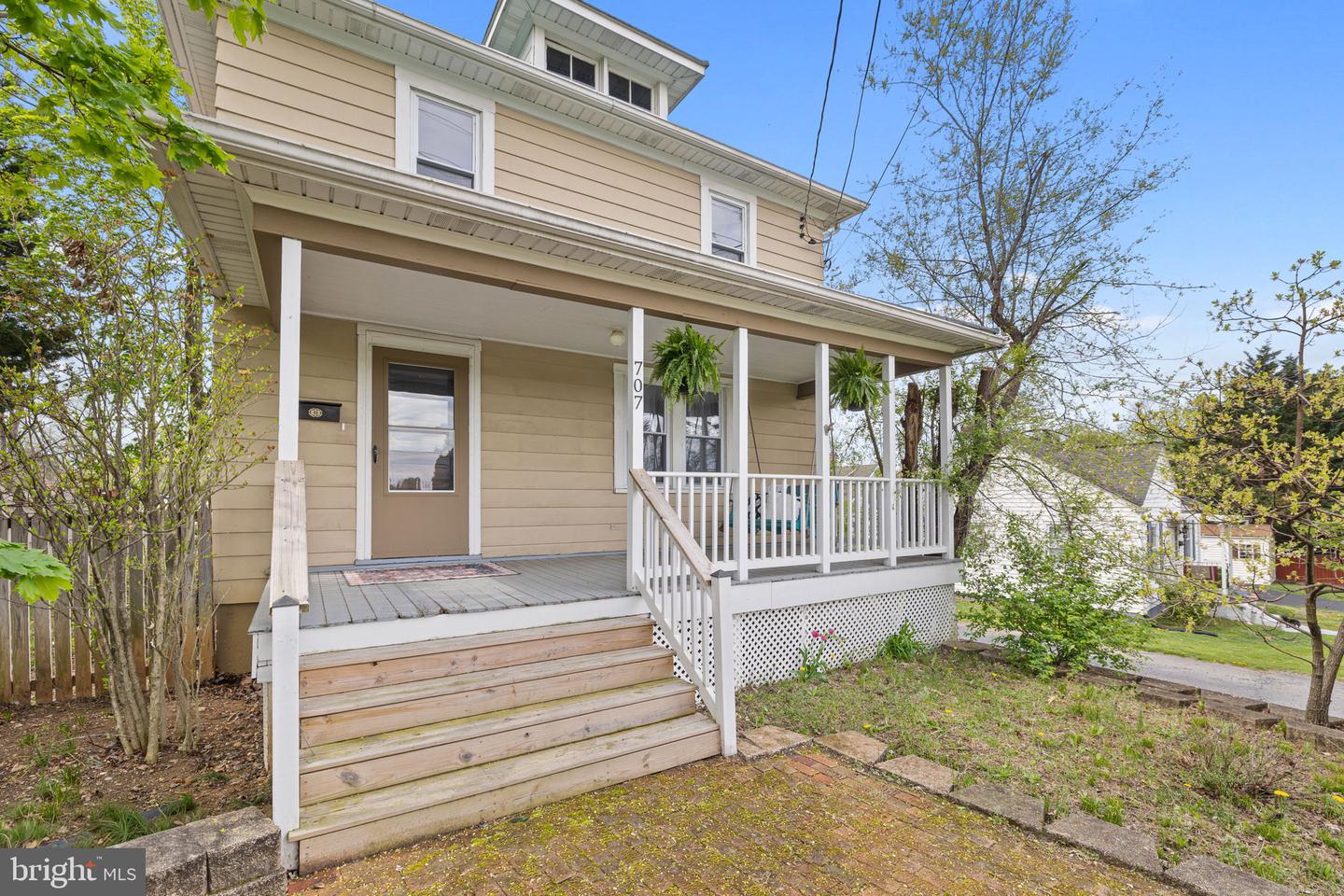 707 E Cork Street, Winchester