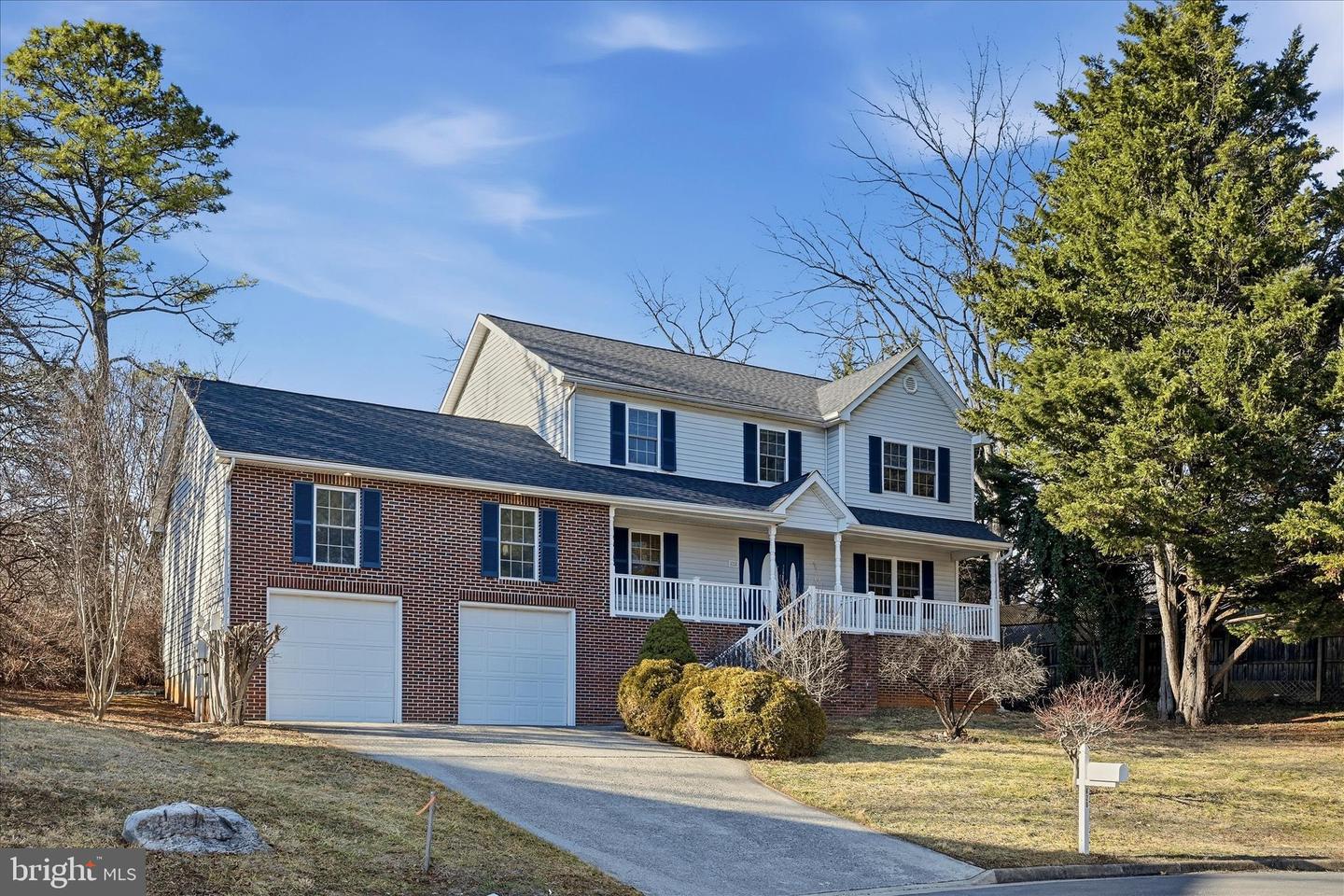 620 Crystal Court