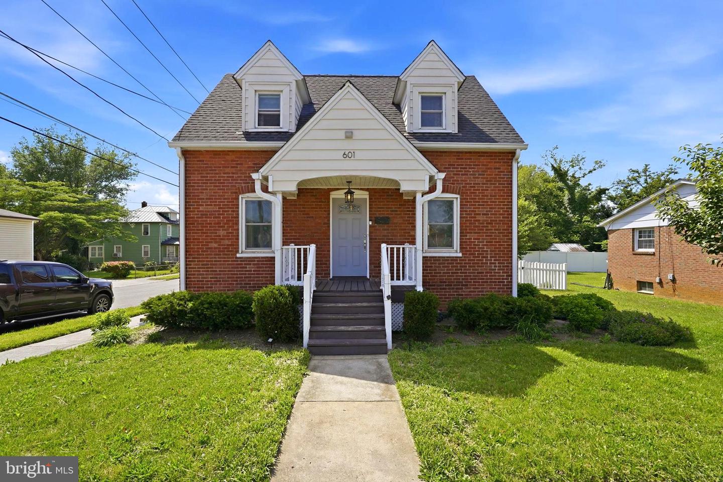 601 Gray Avenue