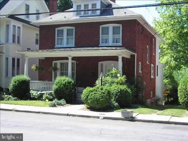305 Amherst Street