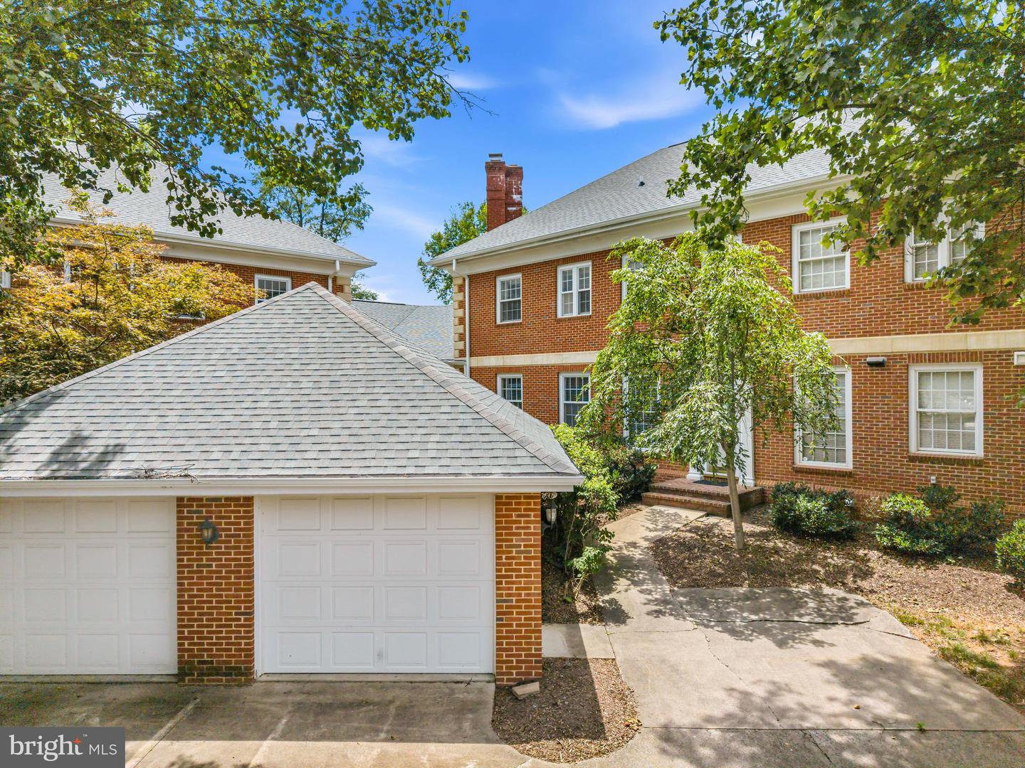 1352 Ramseur Ln