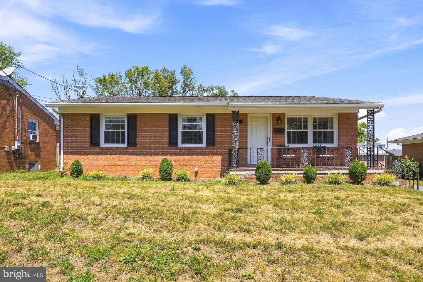 912 Allen Drive