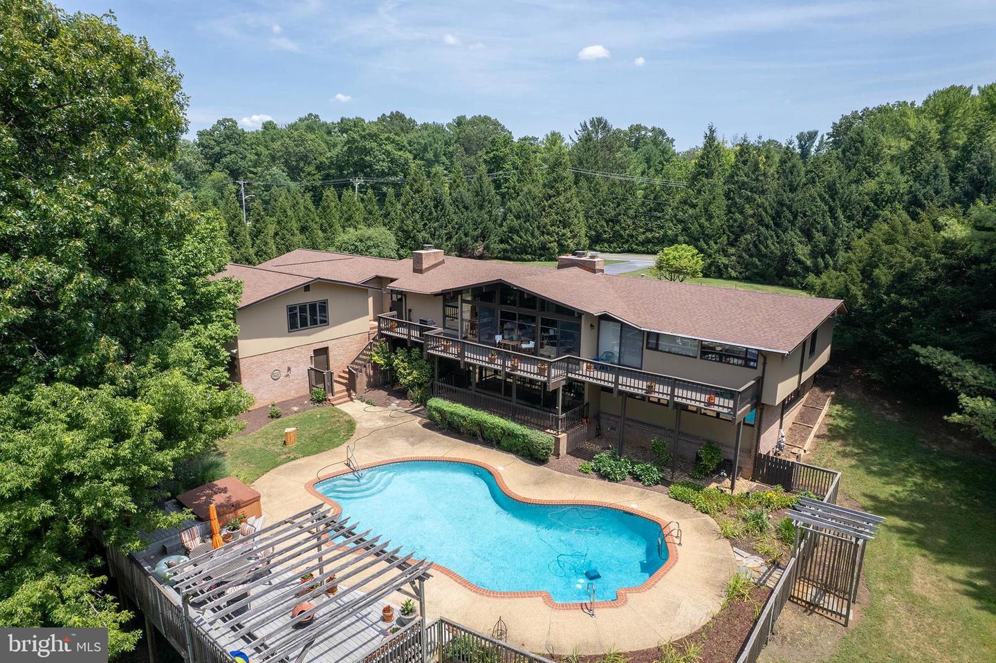 517 Merrimans Lane
