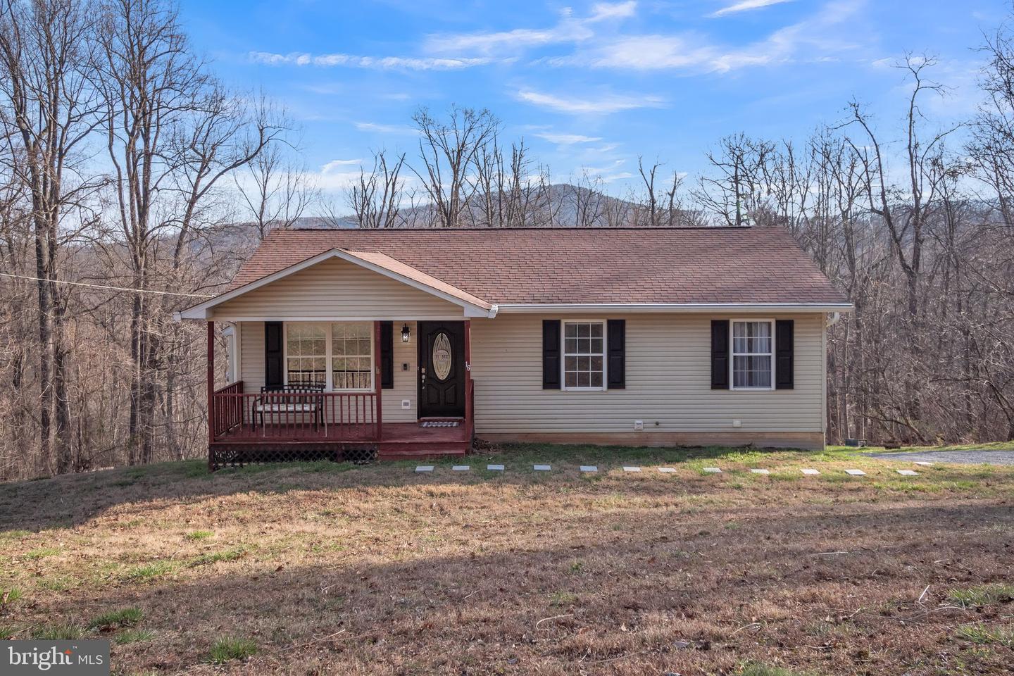 16 Chestnut Oak Court, Front Royal