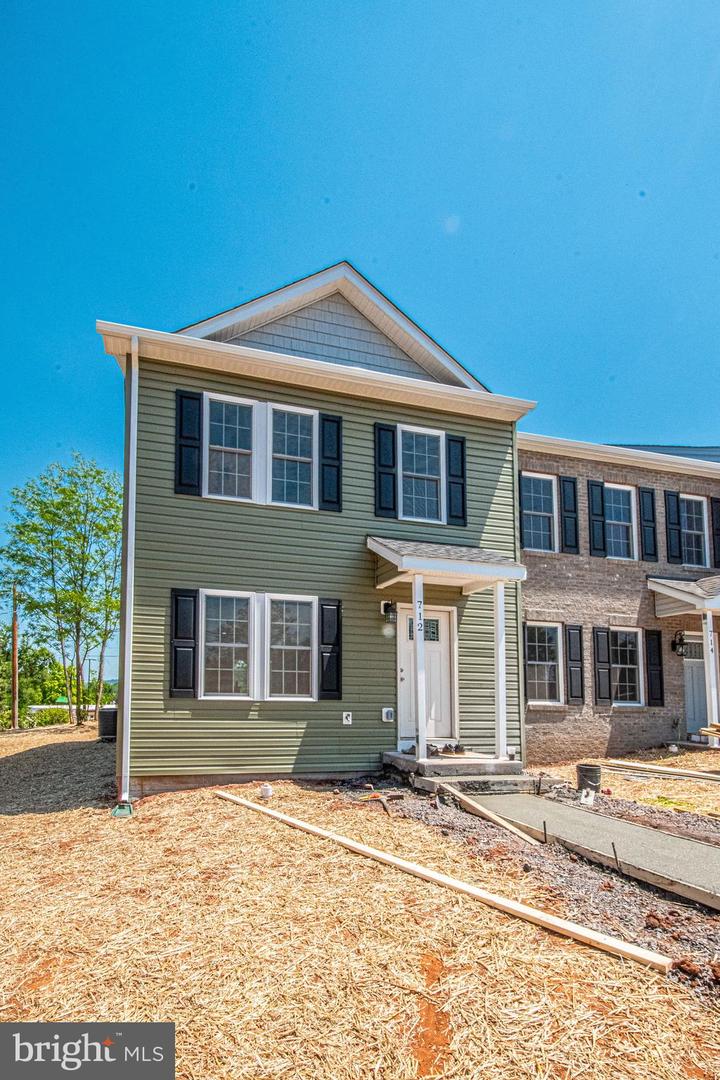 Virginia Avenue, Front Royal