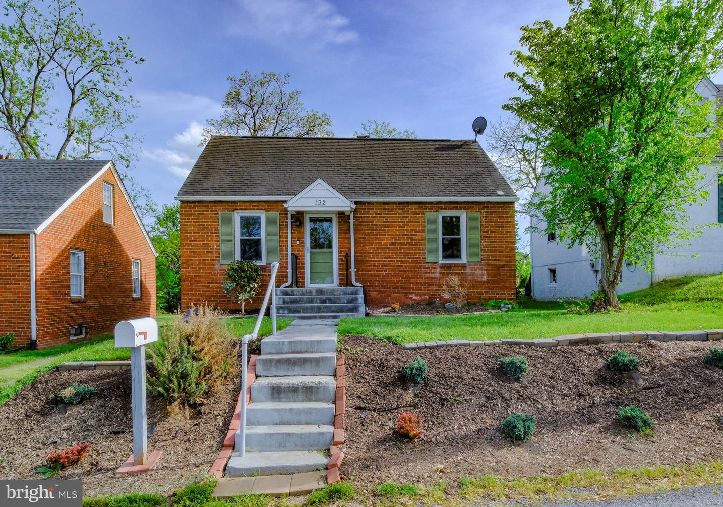 132 W 12th Street, Front Royal