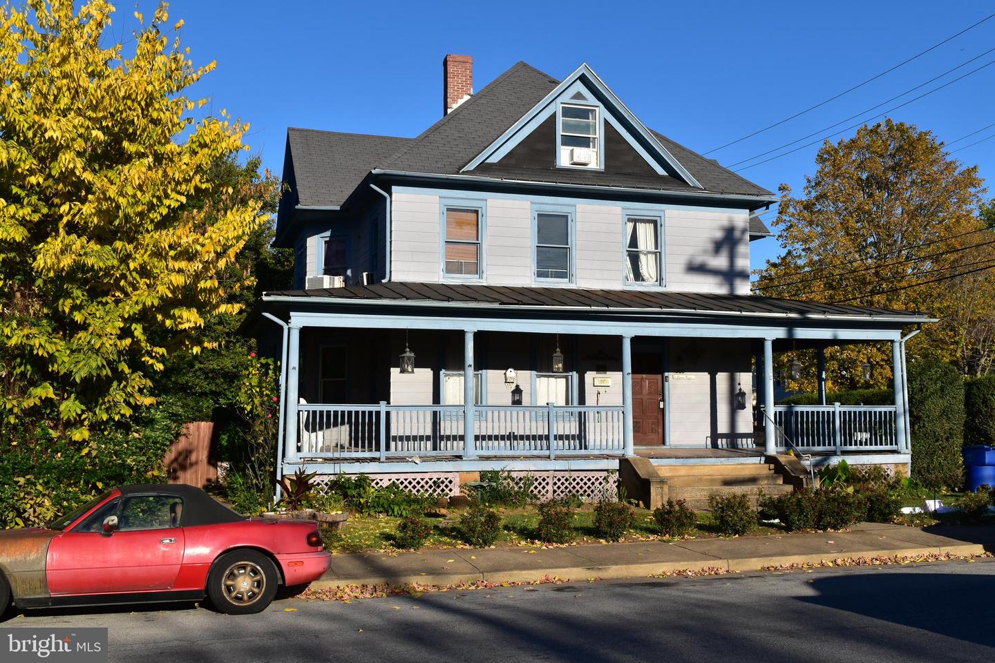 203 Chester Street, Front Royal