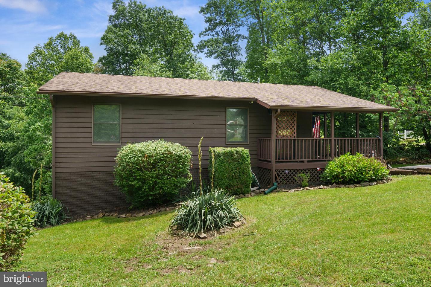 262 Blue Valley Road, Linden