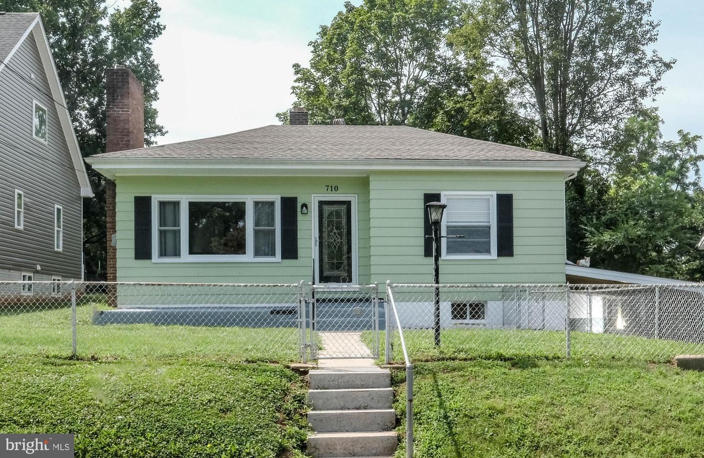 710 River Drive, Front Royal
