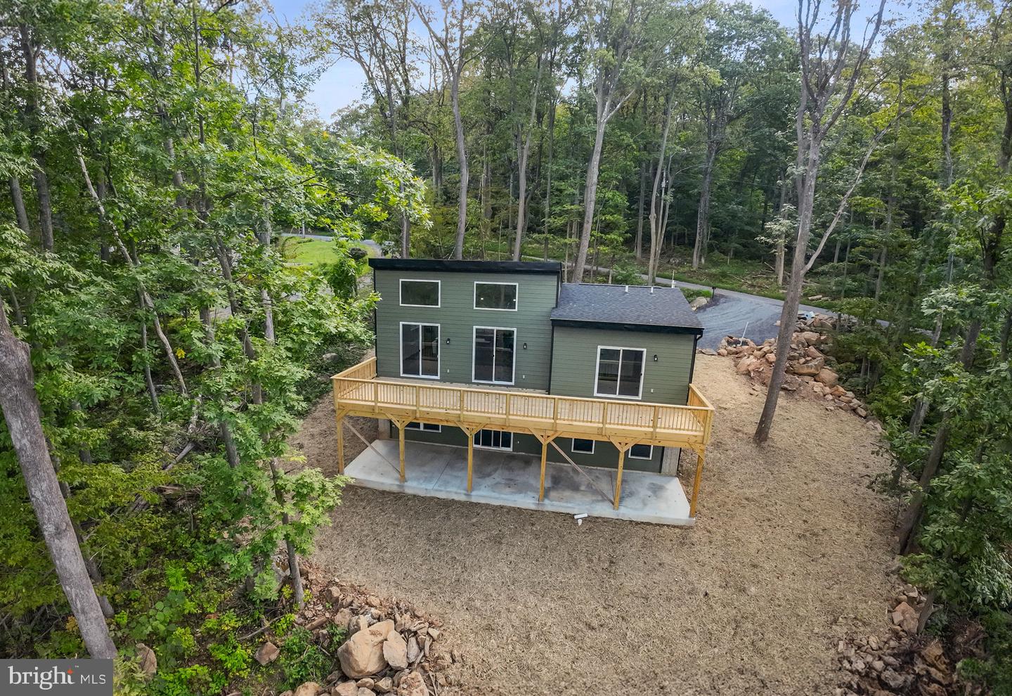 4769 Blue Mountain Road, Linden