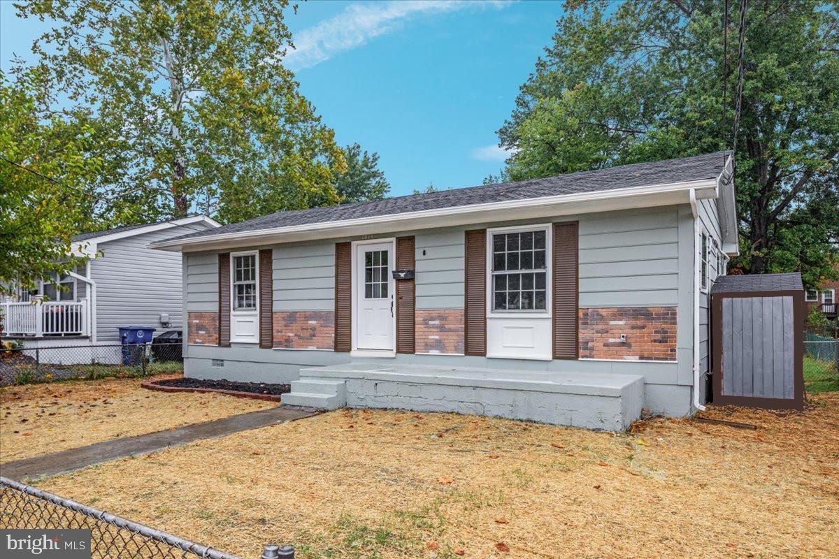 1311 Monroe Avenue, Front Royal