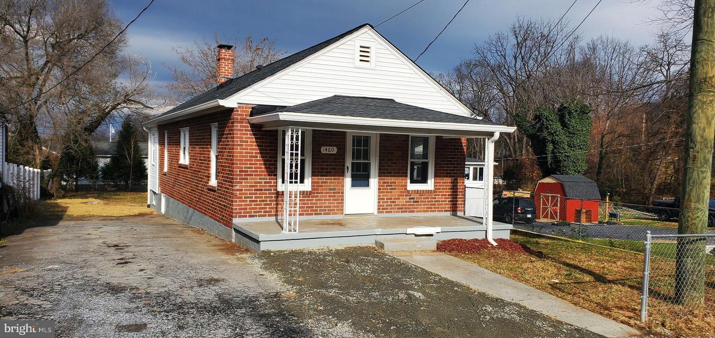 1460 John Marshall Highway, Front Royal