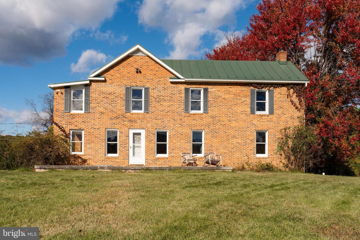461 Thunderbird Road, Bentonville