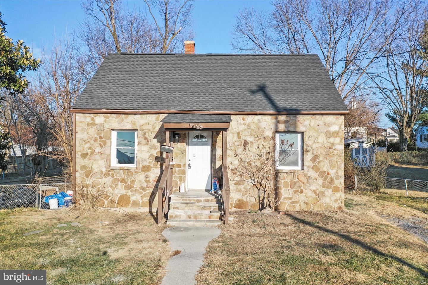 365 W 9th Street, Front Royal