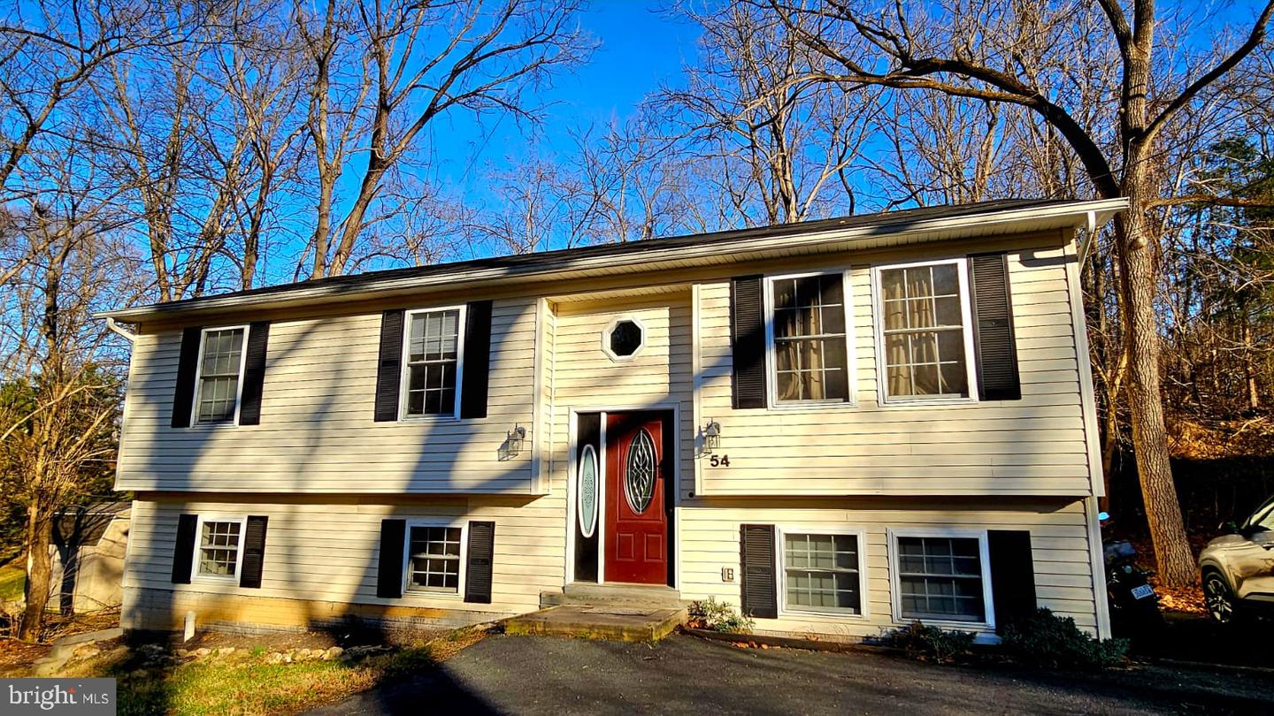 54 Magnolia Drive, Front Royal