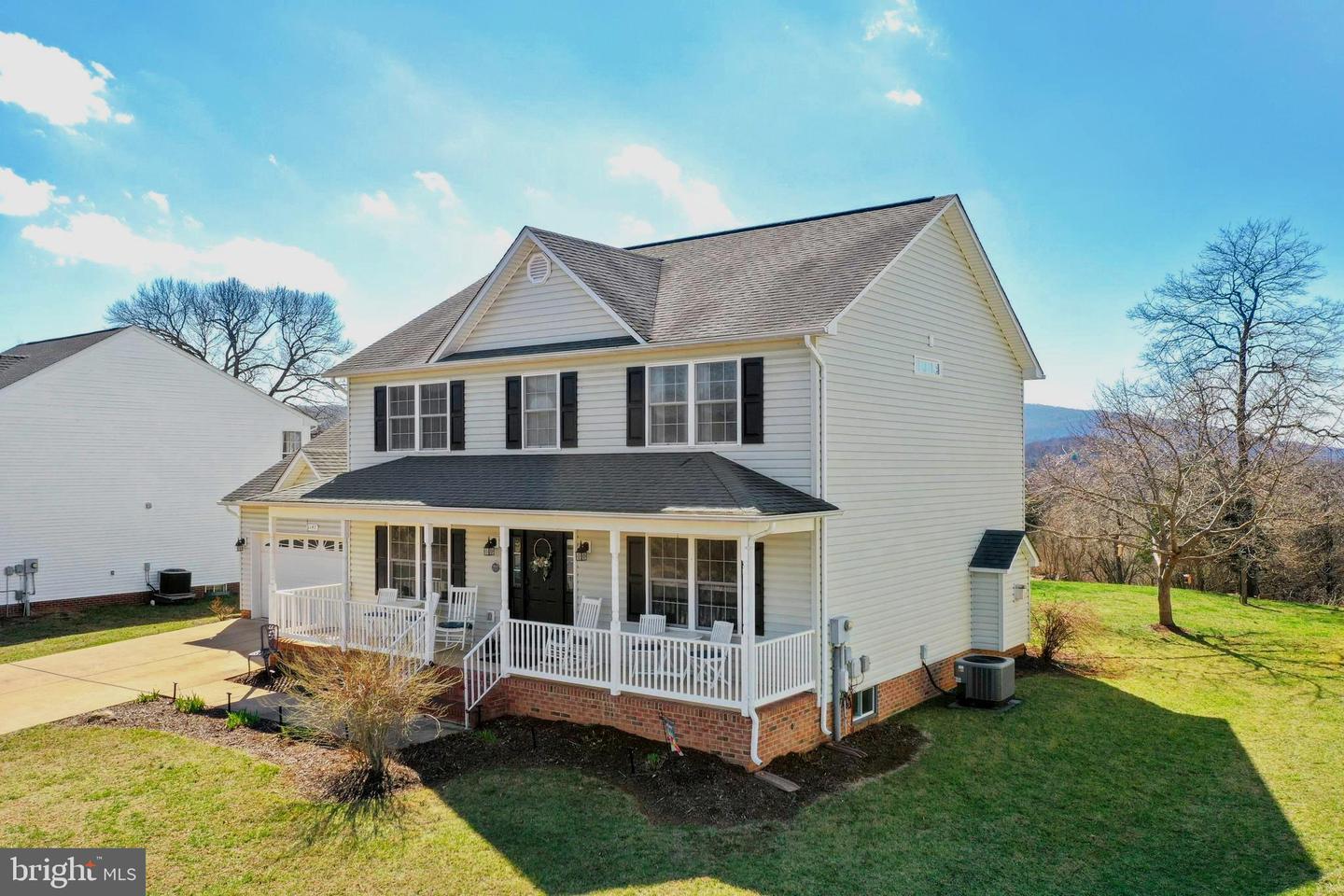 1147 Happy Ridge Drive, Front Royal
