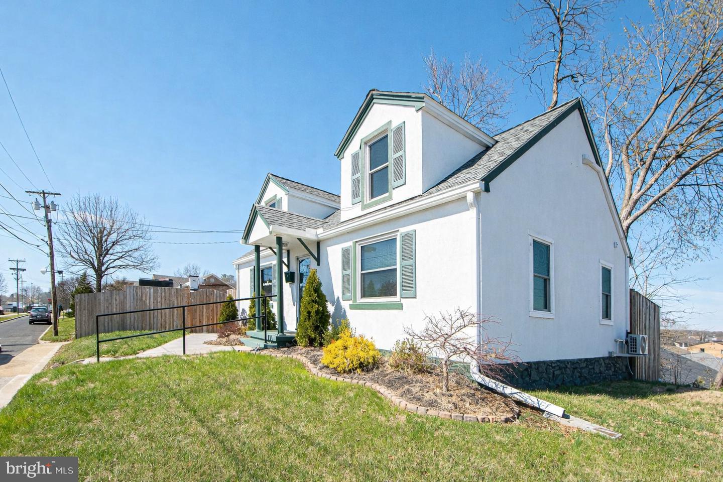 303 W 10th Street, Front Royal