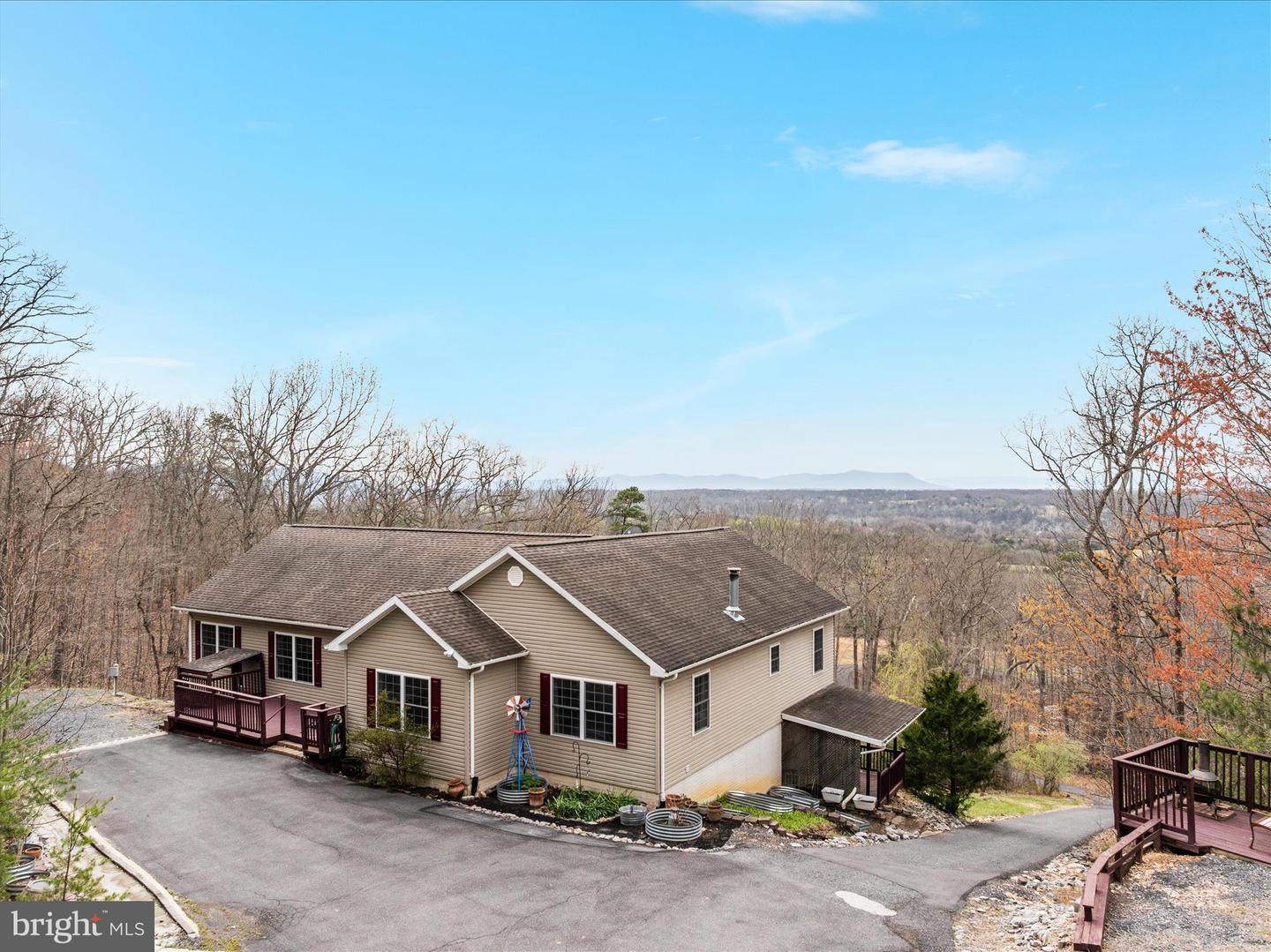 283 Rock Ridge Road, Front Royal