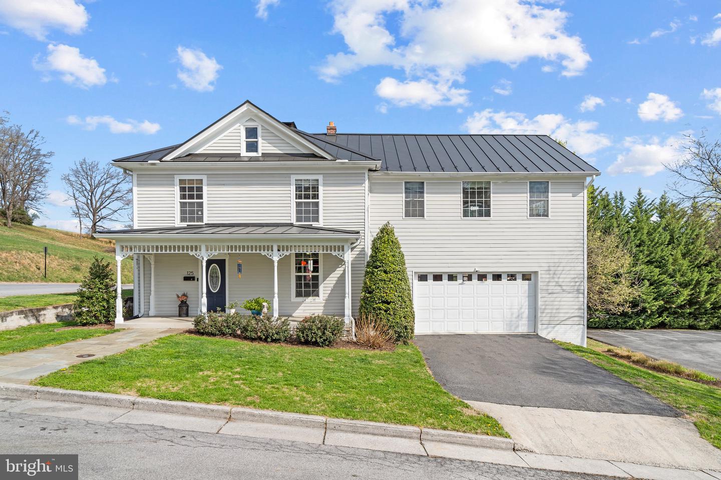 125 W 4th Street, Front Royal